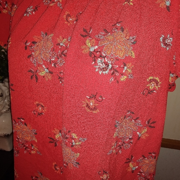 AUW Off Shoulder Blouse - Picture 3 of 3